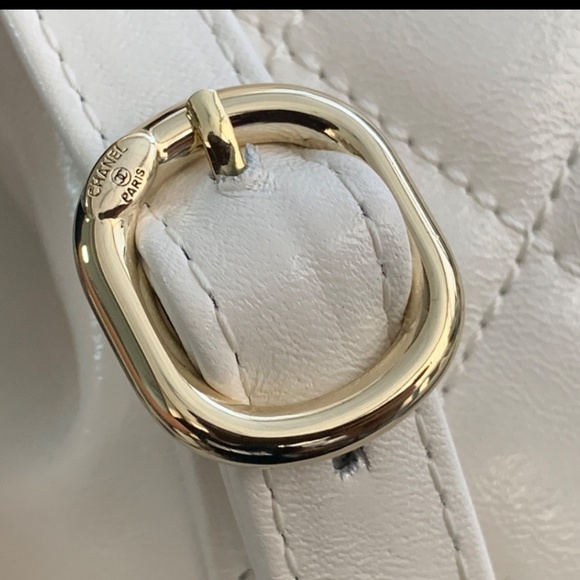 Ladies Handbag - Picture 6 of 7